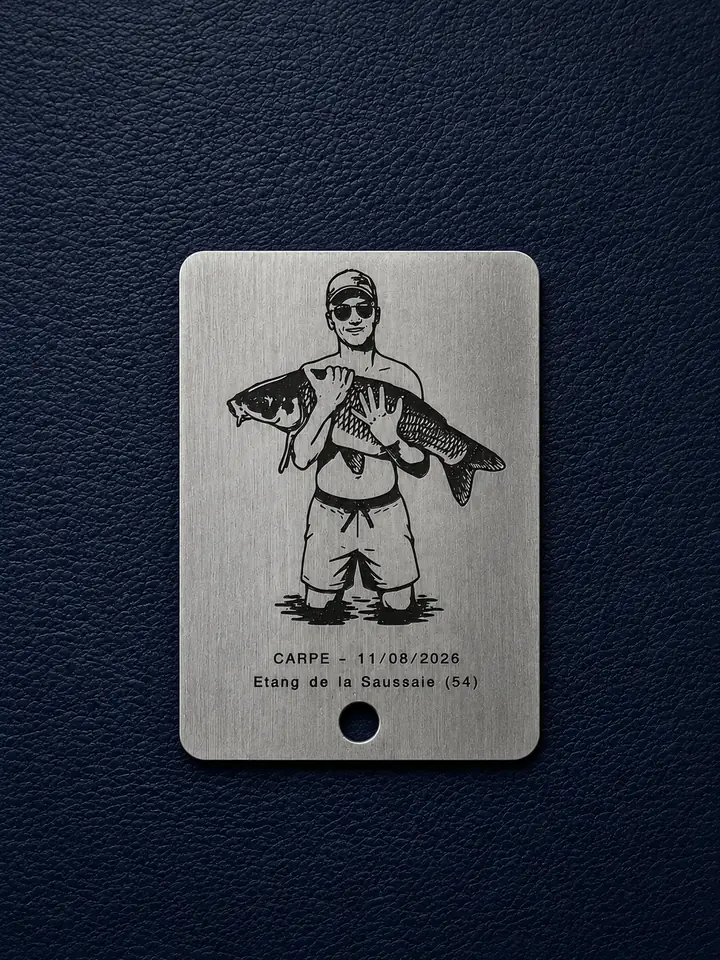 Plaque personnalisée pêche sur simili cuir bleu marine